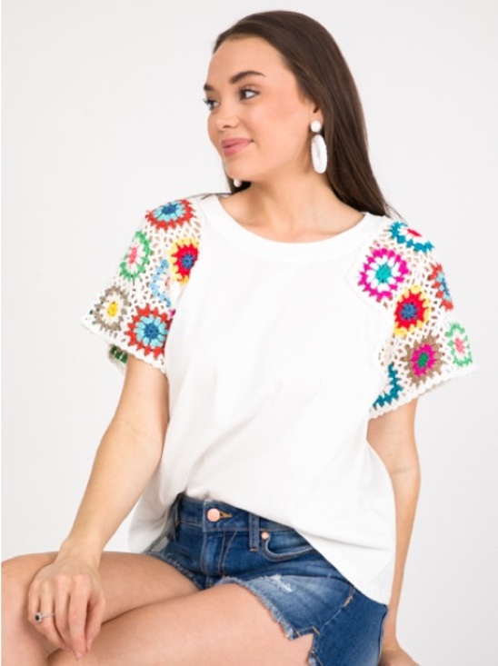 JODIFL Tops - Anthropologie JODIFL White Cotton Tee with Multicolor Crochet Sleeves